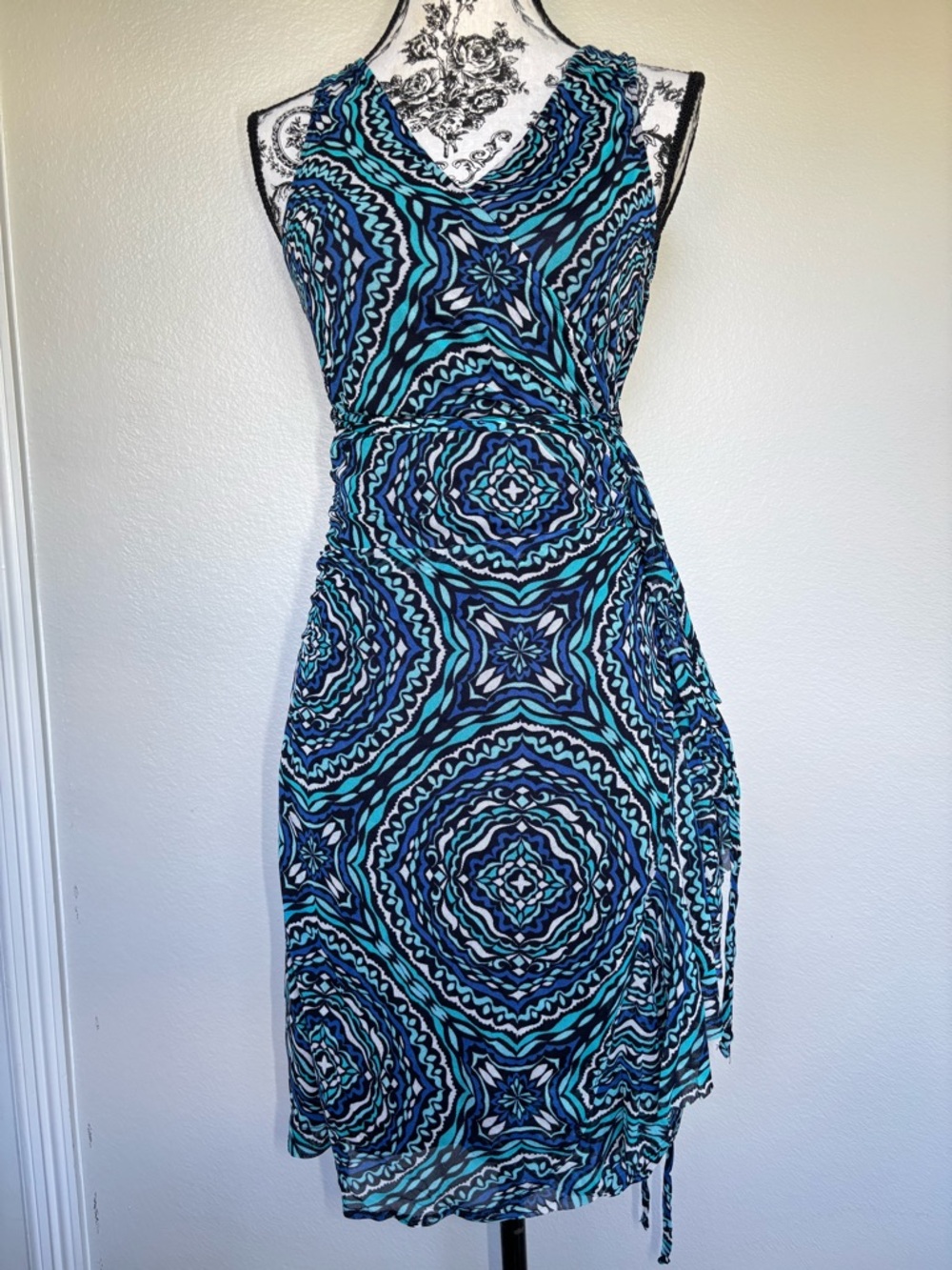New York & Company Navy Blue and Teal Patterned Wrap Dress like New - Picture 2 of 16